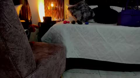 Dafne online show from August 11, 3:03 pm