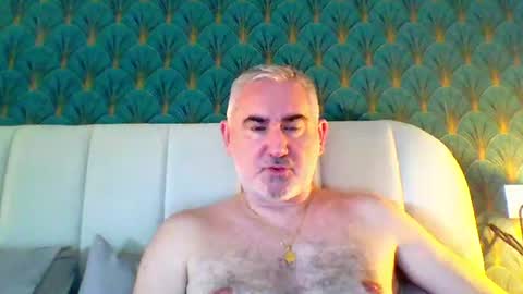 Antonio online show from August 9, 9:10 am