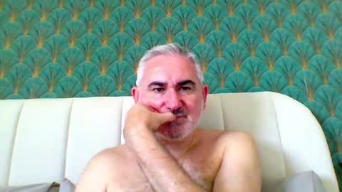 Antonio online show from August 13, 10:40 am