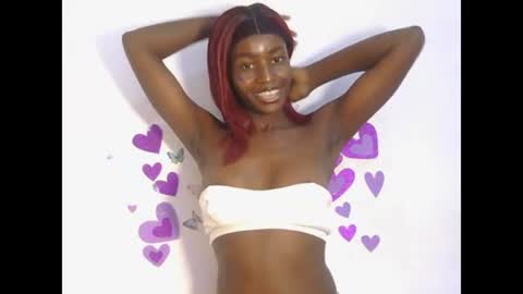 sexy_juicy247 online show from August 13, 5:05 pm