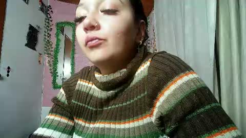 sexy lolas online show from August 7, 6:02 am