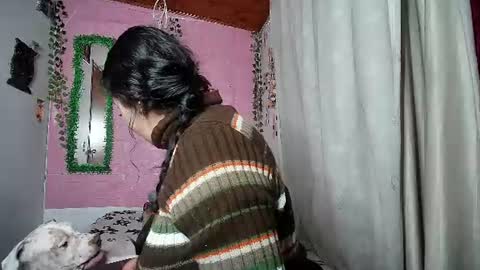 sexy lolas online show from August 9, 4:02 am