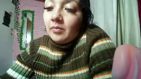 sexy lolas online show from August 9, 5:41 am