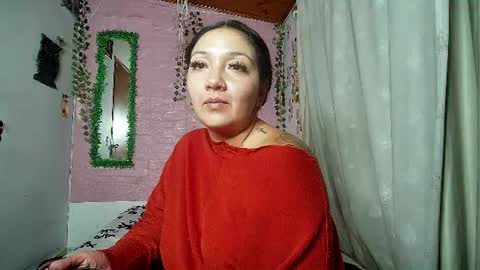 sexy lolas online show from August 11, 6:15 am