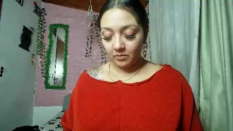 sexy lolas online show from August 14, 3:10 am