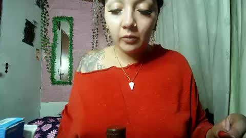 sexy lolas online show from August 14, 6:17 am