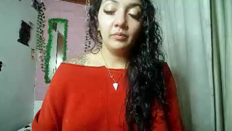 sexy lolas online show from August 15, 5:55 am