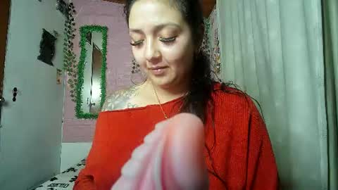 sexy lolas online show from August 15, 8:07 am