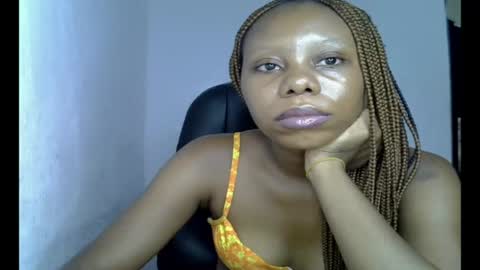 annie online show from August 12, 2:03 am