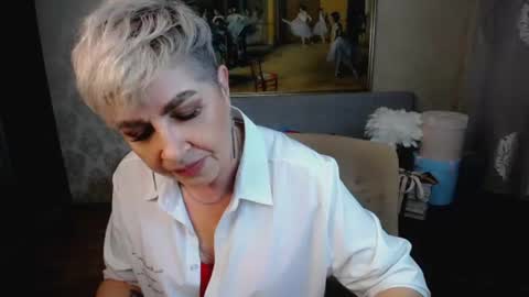 sexy_milffa online show from August 9, 7:15 pm