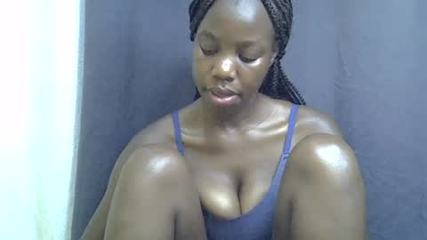 sexy_peach4 online show from August 3, 10:39 pm