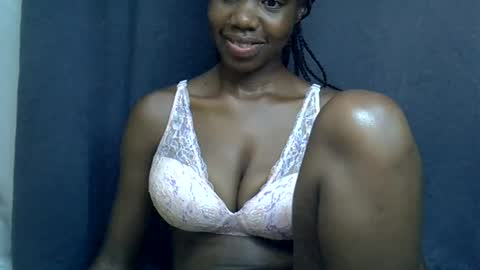 sexy_peach4 online show from August 7, 12:10 am