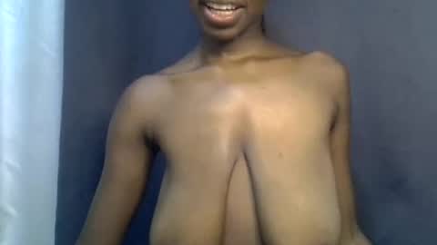 sexy_peach4 online show from August 11, 8:22 pm