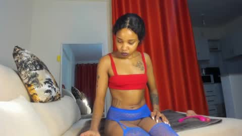 red online show from June 15, 9:02 pm