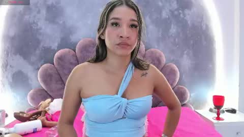    online show from July 25, 10:25 pm