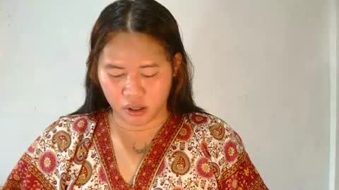 SOFIE  The woman who lives in the province online show from July 25, 2:37 am