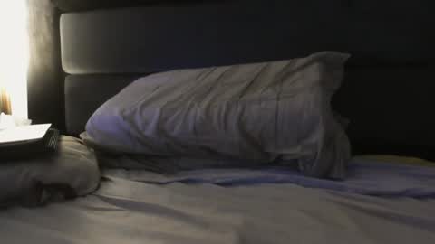 sexy_stepbro online show from July 24, 3:31 am