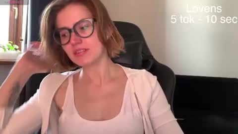 Sexy-Sweets online show from August 14, 9:02 am
