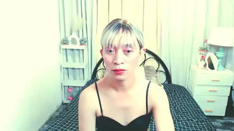 sexy_yllona online show from August 6, 5:39 am
