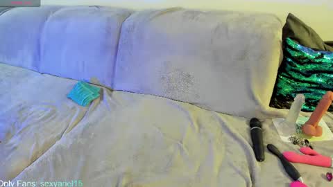 SexyAriel15 online show from July 10, 4:35 pm