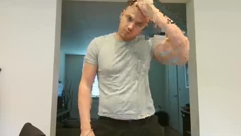 sexyass7000000 online show from June 3, 11:36 am