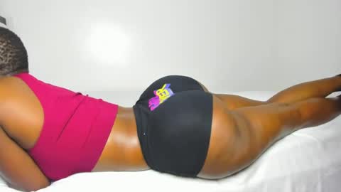 sexybootydoll online show from July 26, 9:20 pm