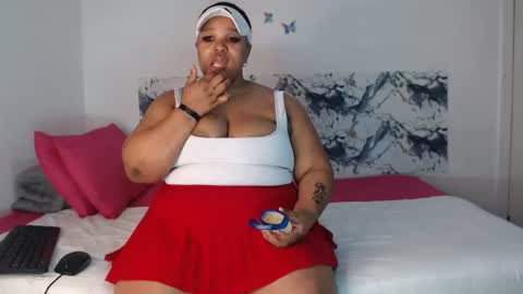 sexychill2000 online show from August 3, 8:16 pm
