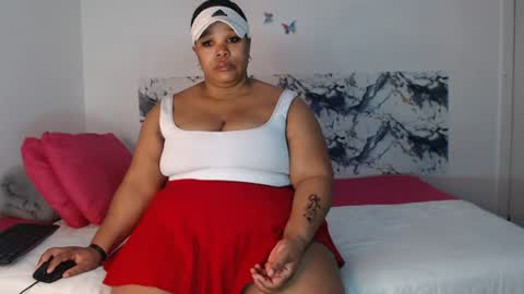 sexychill2000 online show from August 4, 1:24 am