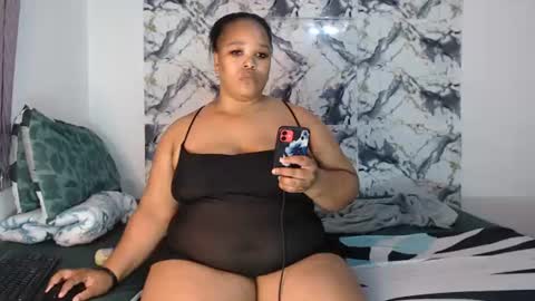 sexychill2000 online show from August 10, 6:37 am