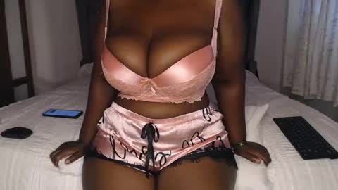 sexychocco online show from July 26, 11:59 am
