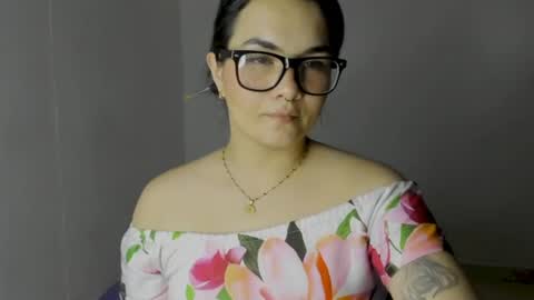 sexychubbyanna online show from August 14, 2:59 am