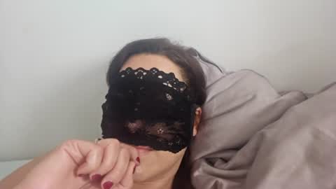 Sexy couple with a squirting lady online show from July 5, 3:15 pm