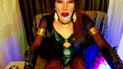 Devine online show from August 6, 3:38 am