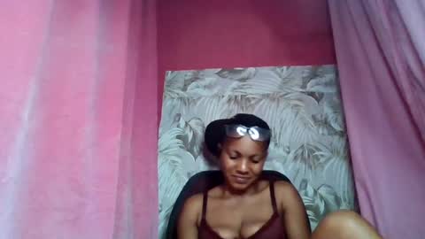 sexydoll32 online show from August 7, 3:28 am