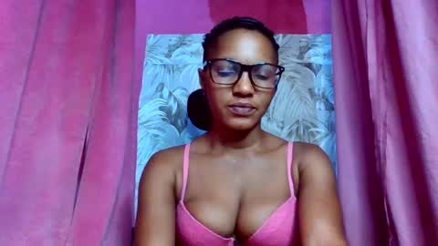sexydoll32 online show from August 9, 6:09 pm