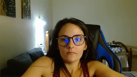 sexyemma09 online show from August 10, 8:10 pm