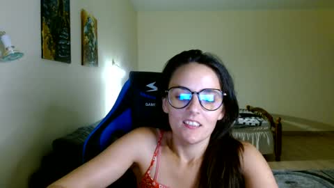 sexyemma09 online show from August 14, 10:02 pm