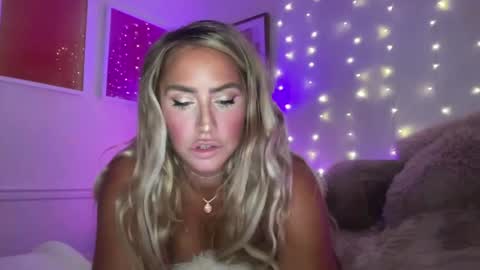 Ashley Love online show from July 21, 7:33 am