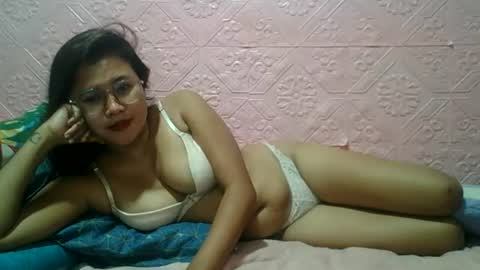 sexyjessa20 online show from July 3, 12:56 am