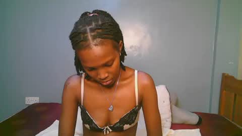 sexyjulie online show from July 27, 8:14 pm