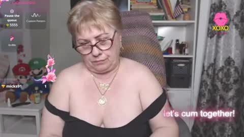 sexylynette4u online show from June 15, 12:25 pm