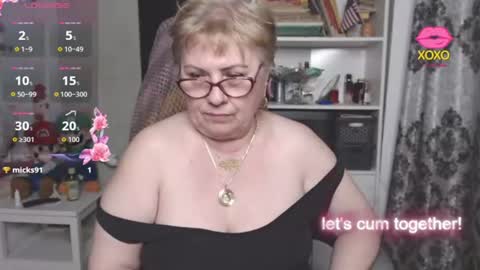 sexylynette4u online show from June 15, 1:31 pm