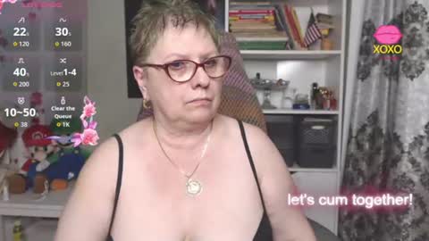 sexylynette4u online show from August 3, 10:00 am