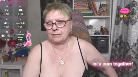 sexylynette4u online show from August 3, 1:18 pm