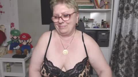 sexylynette4u online show from August 13, 3:48 pm