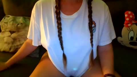 sexymisss24 online show from August 10, 9:16 pm