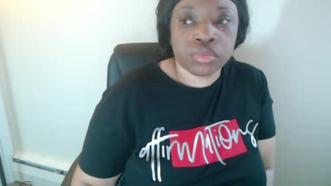 SexyMona online show from July 13, 3:51 pm