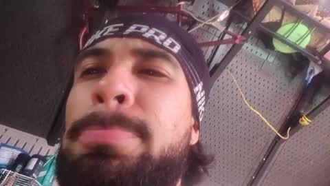 sexypapi23124299 online show from September 3, 8:45 pm