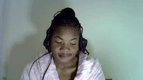 sexyshaz22 online show from August 3, 10:28 pm