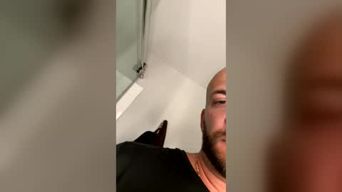 sexythongguy1 online show from August 4, 4:31 am